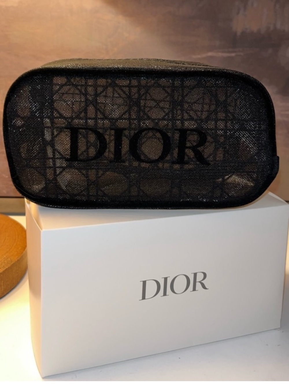 Dior Beauty Black Mesh Cosmetic Make Up Bag Zip Pouch Case W/ Box NIB - Picture 2 of 5